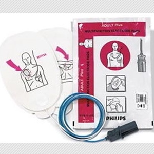 Electrode Pads Plug Style for use with M4735A Defib or FR2
